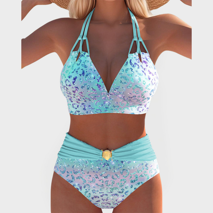 Seksīgs bikinis ar izšūtu krūšturi