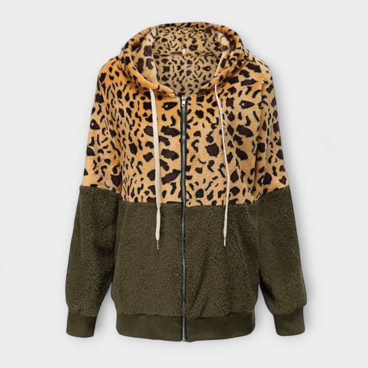 Ināra - Fleece džemperis ar kapuci leopardu rakstā