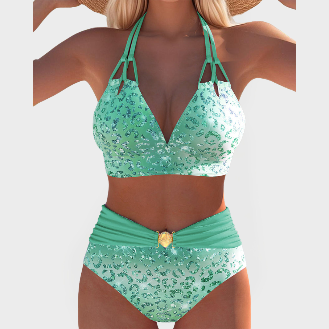 Seksīgs bikinis ar izšūtu krūšturi