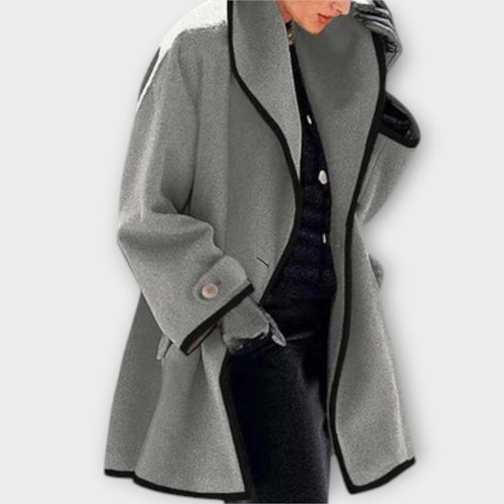 Liene - Elegants Mētelis